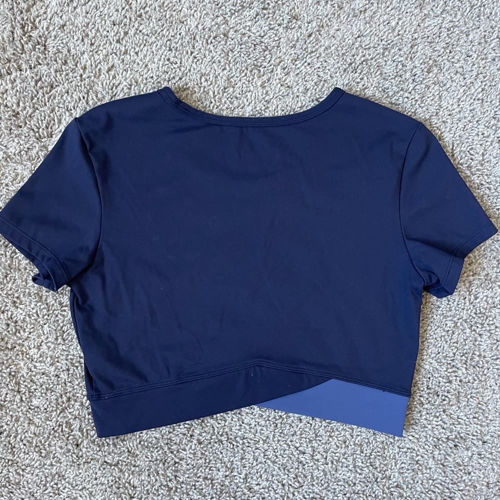 Womens M Dark Blue Workout Crop Top